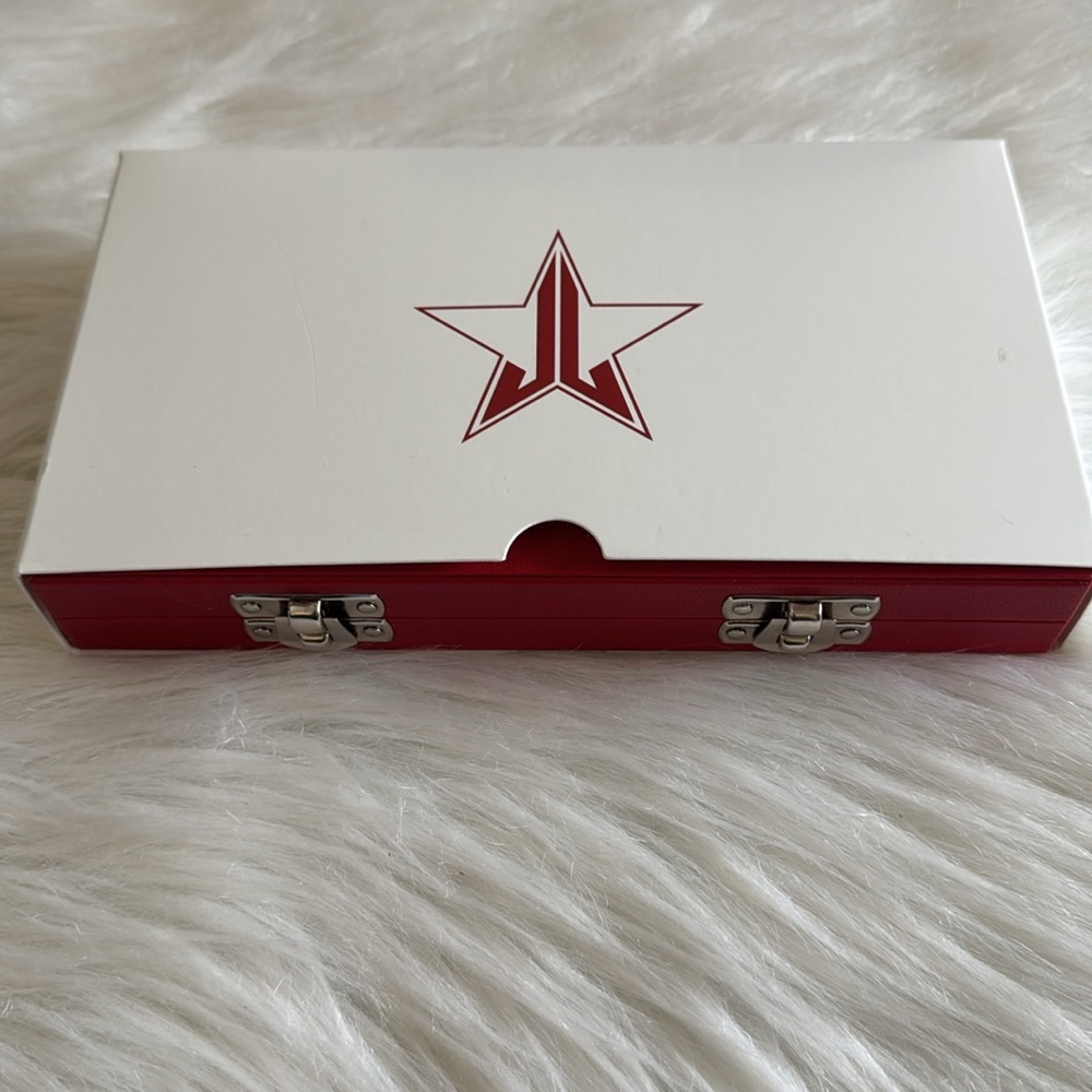 Jeffree Star Blood Sugar Palette - Picture 5 of 15